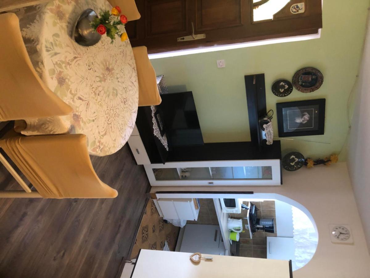 פורץ Apartment Nevia A/5 מראה חיצוני תמונה